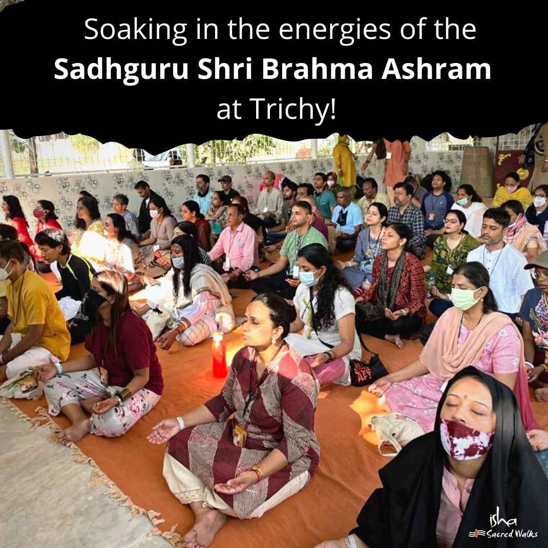 IshaSacredWalks's tweet photo. We arrived at the small and beautiful ashram of Sadhguru Shri Brahma amidst the busy streets of Trichy... This meditation session took us to a new high within. 🧘‍♀️🧘‍♂️

#SouthernSojourn #TamilNadu https://t.co/rDIDi7HZbB