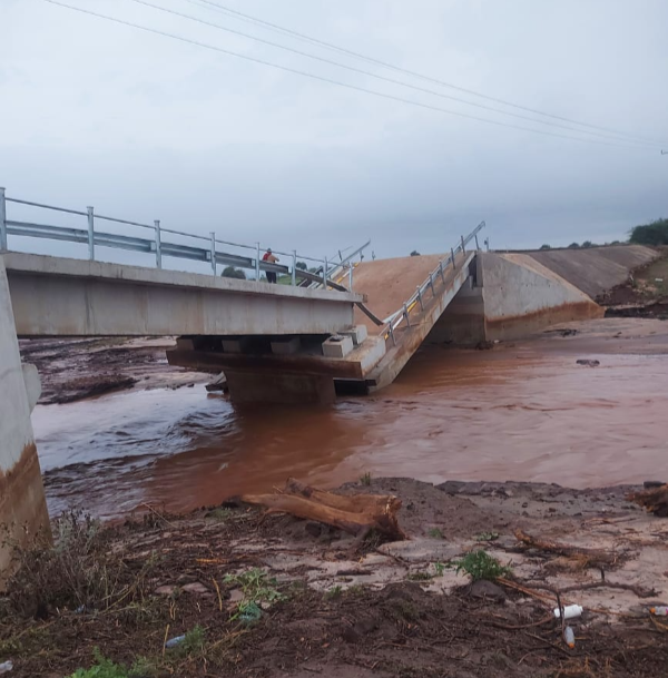 TheStarBreaking's tweet photo. SH100M Paai bridge unveiled five days ago by Governor Lenku to link three sub-counties in Kajiado, swept by raging floods. https://t.co/DRgte7T5dn