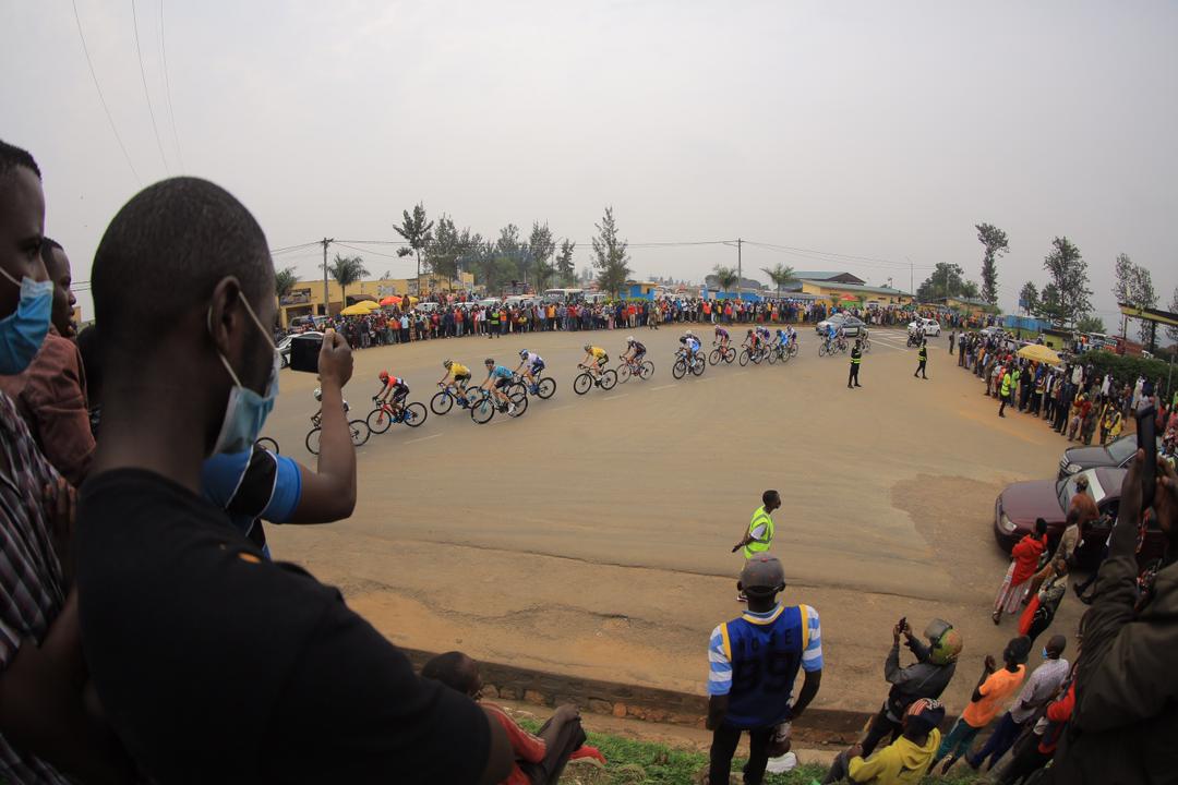 FMWUo7uXMAEHgDL?format=jpg&name=medium