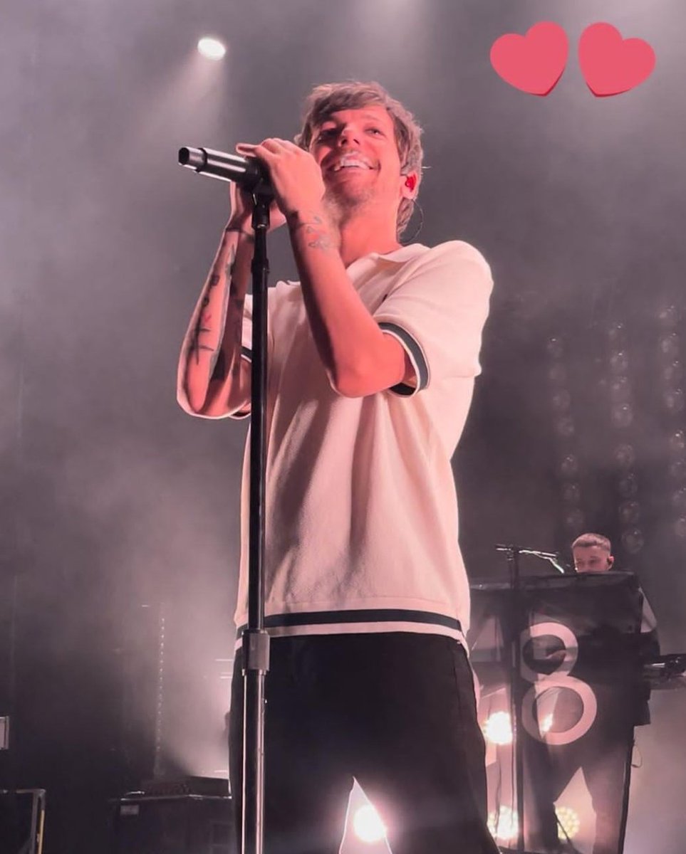 Ziam2542012's tweet photo. Night 16...
" I fucking love you as well !"
23 Feb, 2022
Louis Tomlinson, Chicago
#LouisTomlinsonWorldTour2022
#LTWTChicago https://t.co/mxcw7feAzG
