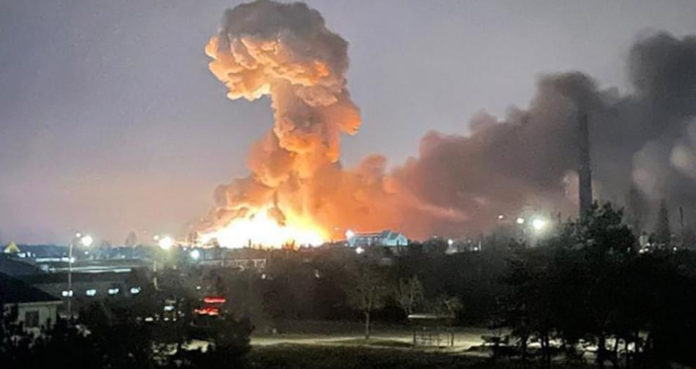 gianni_redi's tweet photo. Chissà, sicuramente anche di lui diranno che ha fatto cose buone. Per il momento, questa è l'ennesimo crimine contro l'umanità.
#guerra #ucraina #putin https://t.co/WBPu0qgLOD