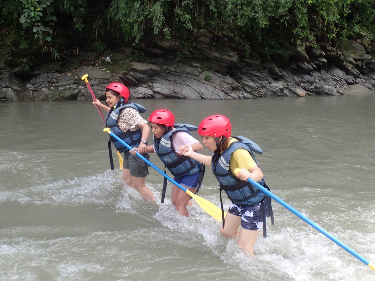 NepalRR's tweet photo. River crossing. https://t.co/i8I4ZK9wrd