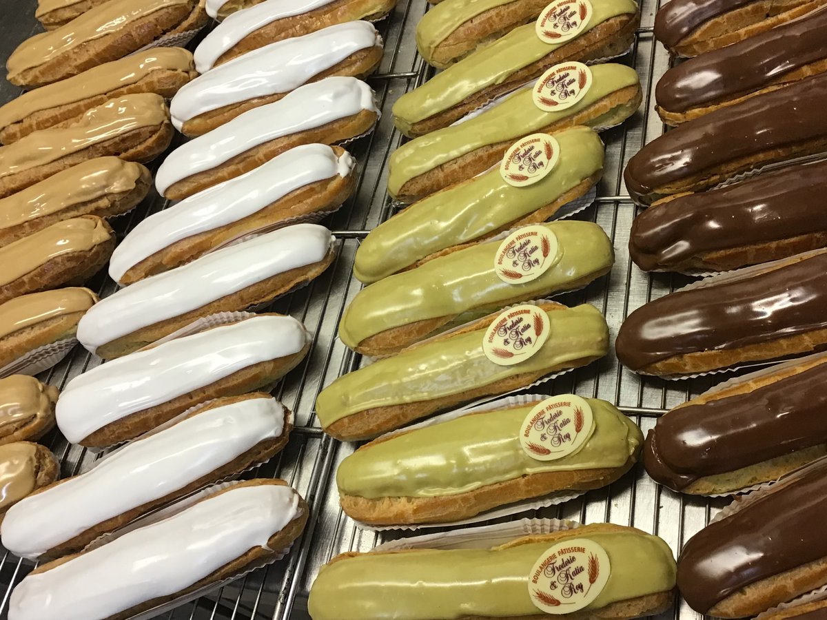 fredericroynice's tweet image. Ce jeudi à #Nice06 c’est éclairs vanille,café,chocolat et pistache 😋😋😋#cotedazurfrance