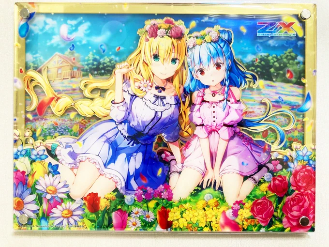 ゼクストで販売された「あづみ&リゲル」のアクリルパネルの見本を頂きました☆
3層構造で立体的です^^ #ZX_TCG 