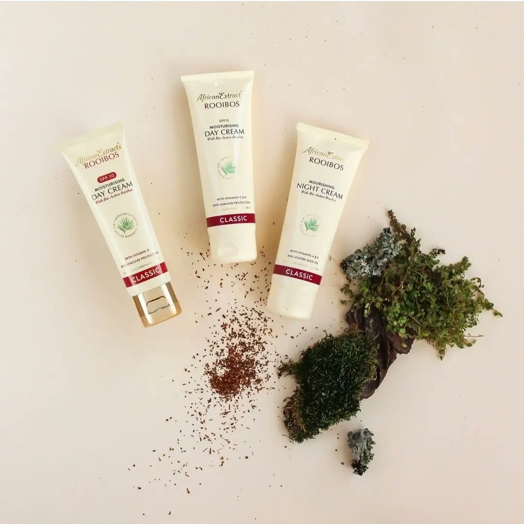 whitecrosszw's tweet photo. Shop now.... All in store
Call/WhatsApp on +263783910004

#2022
#whitecrosspharmacy
#alwaystheretocare
#pharmacy
#zimbabwe
#instagram
#wellnessjourney
#skincare
#beautytips
#africanextracts https://t.co/EIVgth4v46