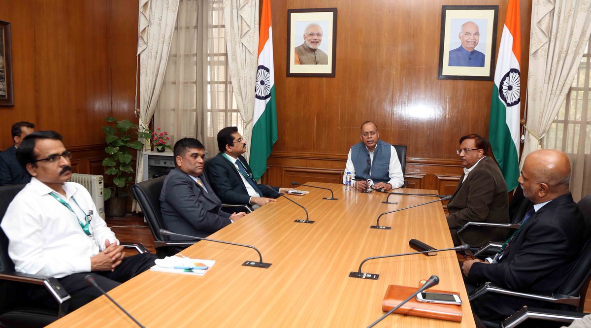 SpokespersonMoD's tweet photo. #DefenceAccountsDepartment  of #MoD signed an MoU w/ CSC e-Governance Services India Ltd, a special purpose vehicle under @GoI_MeitY to onboard pension services under System for Pension Administration (Raksha) {SPARSH} across more than 4 lakh #CSCs. 
Read➡️https://t.co/t2TffToOWK https://t.co/H4cLCH7dtK