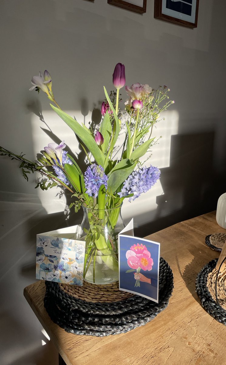HannahJane_IM's tweet photo. Yesterday was my last day in the Medical negligence team. I received some lovely messages throughout the day and these gorgeous flowers from my team ๐. Iโm all set up this morning for 4 days of the PSC before starting my second seat
#firstyeartrainee #PSC #unioflaw https://t.co/xkt7EOslUv