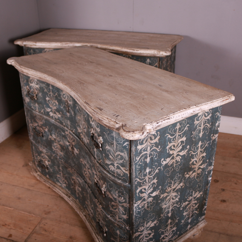 ArcadiaAntiques's tweet photo. Pair of Austrian style painted 3 drawer commodes. Remade from old components and timber.
Dimensions
52 inches (132 cms) Wide
24.5 inches (62 cms) Deep
35.5 inches (90 cms) High
Price: £4,950
https://t.co/oTyFBjmtUh
#AustrianStyleCommodes #AustrianCommodes #paintedcommodes https://t.co/FSn7xG9EaJ