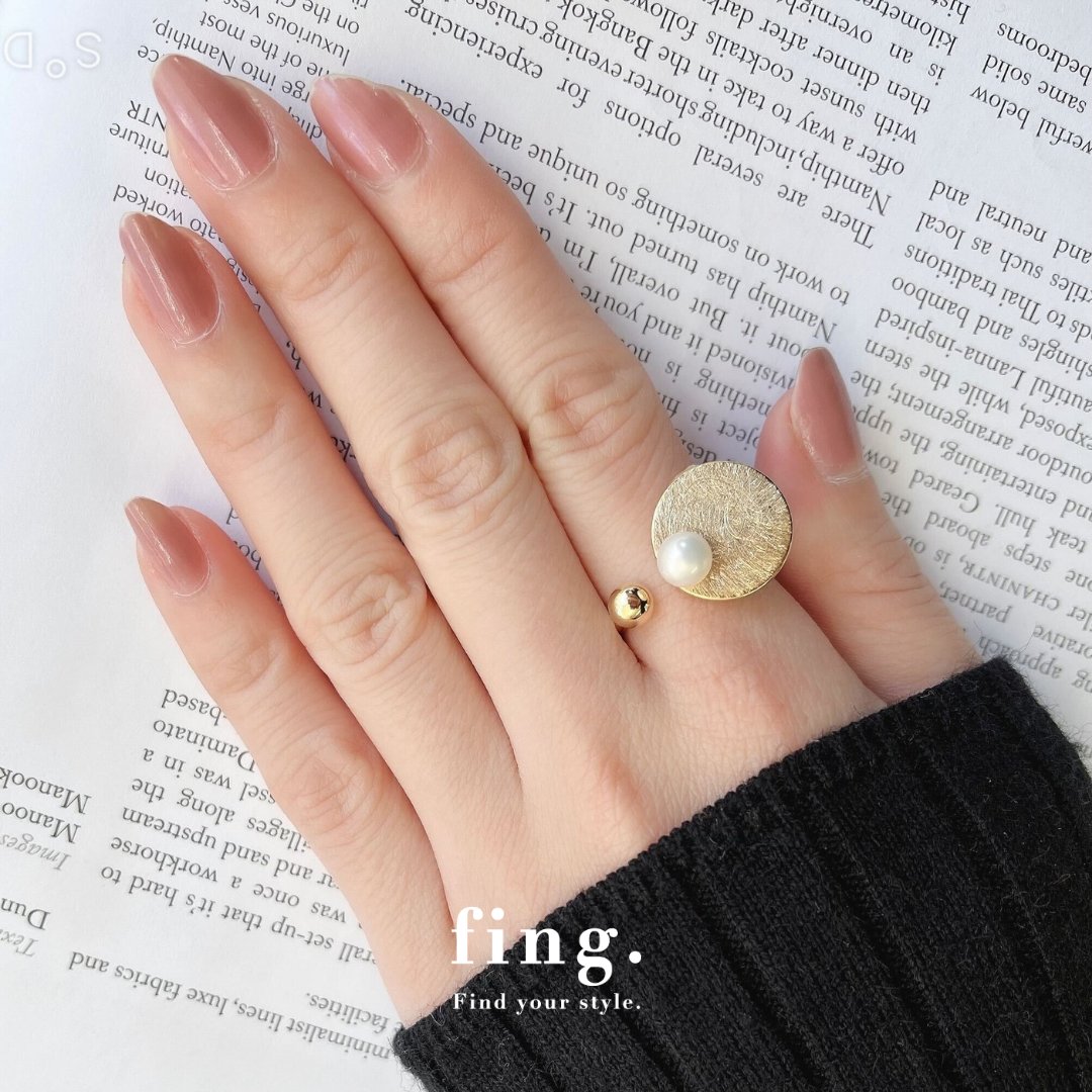 fing_official's tweet photo. 【新作リング！存在感抜群のパール付きリング💍】

個性的なサークルデザインが特徴！
シンプルコーデのアクセントに。
人気のパールデザインを是非チェックしてみてください！
▼ゴールドはこちら
https://t.co/02ENqoCA6g
▼
シルバーはこちら
https://t.co/N8wxqUqRSY https://t.co/KMP1tyIG4X