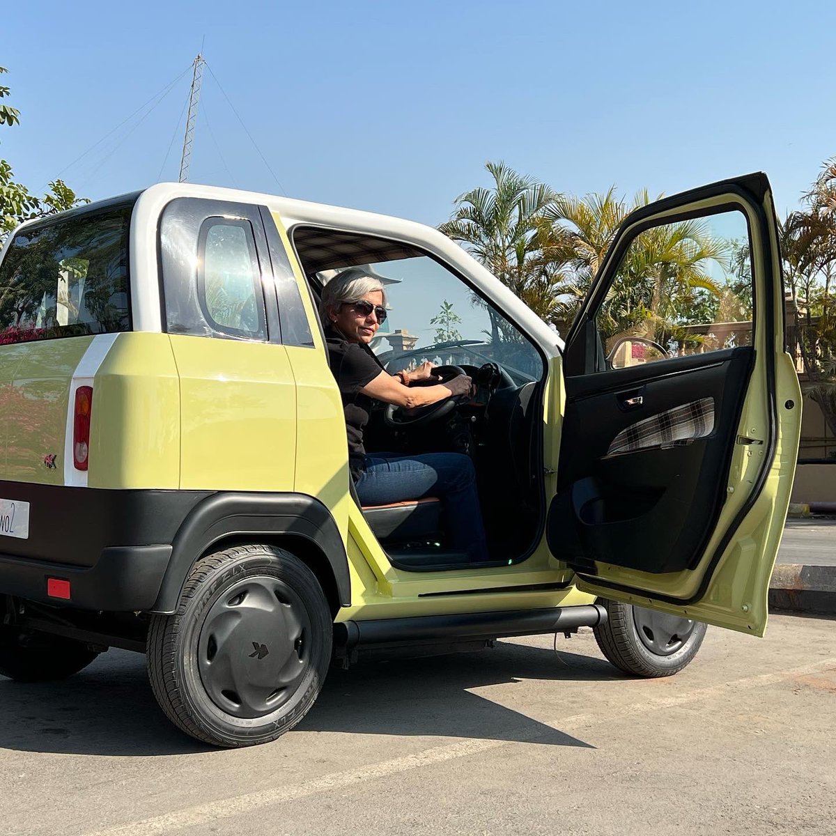 SirishChandran's tweet photo. The #Two2 is designed and built around Swift Gen 2 doors, which are in plentiful supply. The fenders are taken from a small CV, the tail lamps from another vehicle, rear fender for is the same piece used on the left, right and even the tailgate (which does not open). https://t.co/1Eu33emLJ4