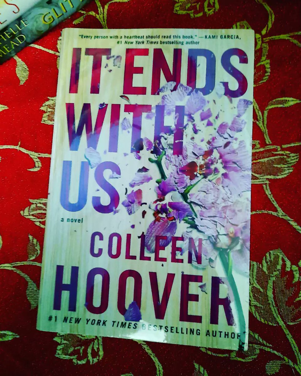 macgao_findmore's tweet photo. Title: It Ends With Us 
Language: English 
Cover Type: Glossy and Embossed Cover - Paperback
Edition Type: Regular Edition 
Preloved/Brand New: Brand New
Book Condition: Excellent Condition

Available via: 
https://t.co/gnD7JeXPGV https://t.co/TjfzazhlsU