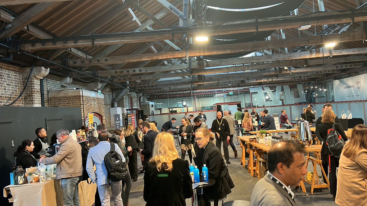MerylFabrics's tweet photo. We’re here for day 2 of #SustainabilityLive @TobaccoDockLon and looking forward to following on from day 1 with some more interesting conversations and presentations. 👏 https://t.co/cdDvYqubML
