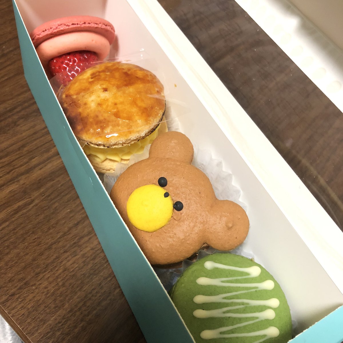 0428Ran's tweet photo. 可愛くて美味しいマカロンやさん
みっけた👀幸せ❤️ https://t.co/J6idwt8Lrl