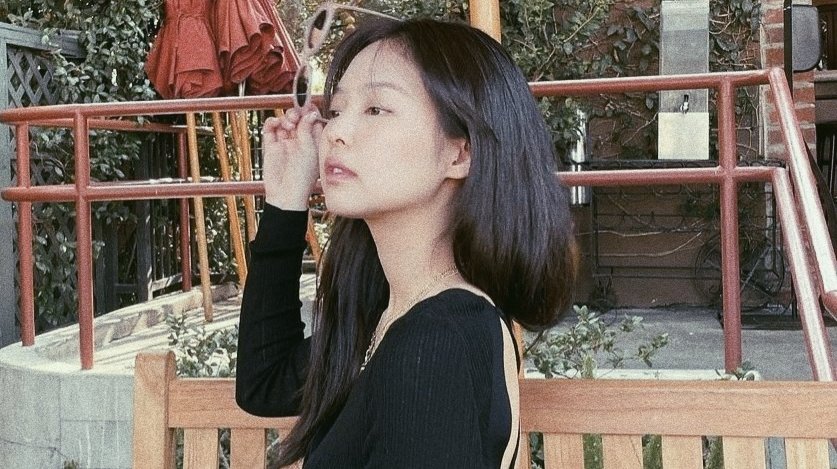 "i want a girlfriend" no you want jennie kim from blackpink
