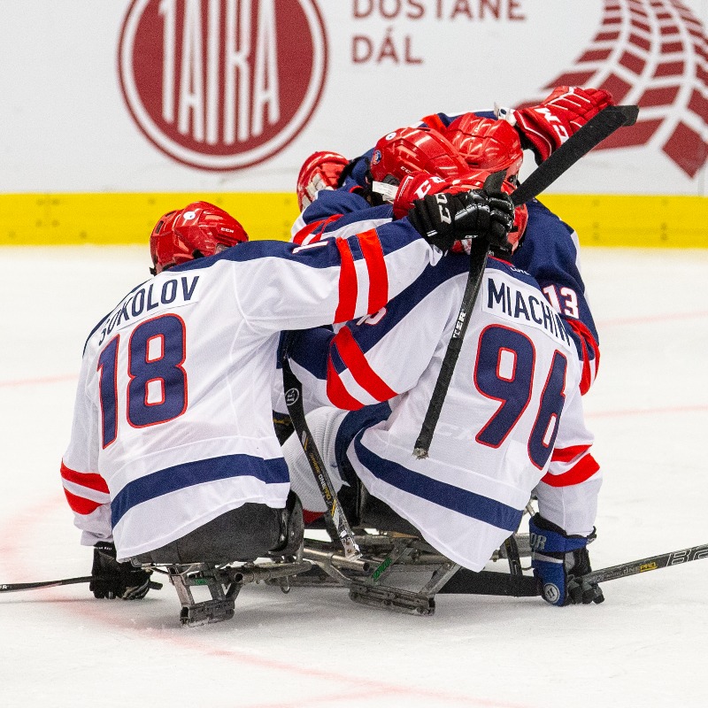 paraicehockey's tweet photo. 🗞 Groups preview is out!

8️⃣ teams
6️⃣ knockout phase places
2️⃣ groups

#WinterParalympics │ #ParaIceHockey │ @Beijing2022 │ @Paralympics