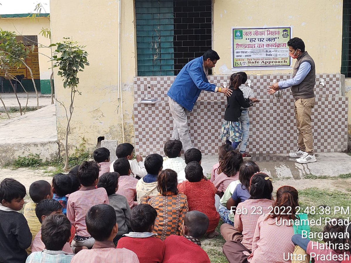 SafeApproachNGO's tweet photo. जल शक्ति मंत्रालय के द्वारा मिशन की जाँच, सुधार और पारदर्शिता के लिए ऑफिसियल वेबसाइट पर सारी जानकारियां उपलब्ध है JAL JEEVAN MISSION।
#JALJEEVANMISSION #JJM #HARGHARJAL https://t.co/gGaOv0tgjf