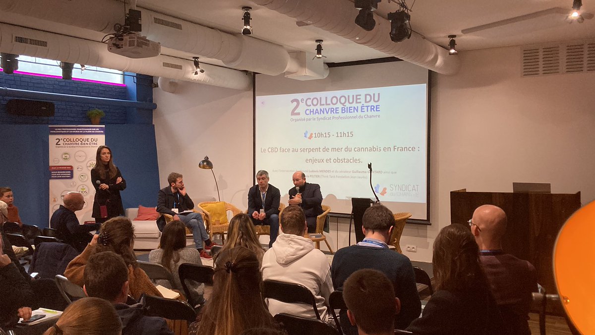 SChanvre's tweet photo. Beaux débats lors de notre Table ronde politique avec @ludovicMDS @GuillaumGontard et Jérémie Peltier de la Fondation Jean Jaurès. https://t.co/lScU6nYx2P