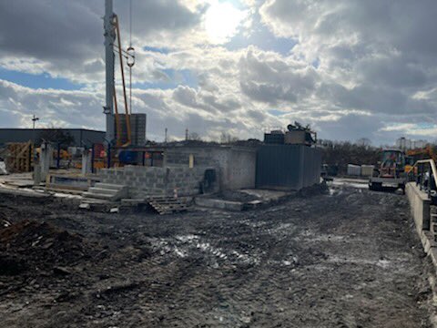 Le pole emploi Lens Laloux accompagne les transitions professionnelles, 14 demandeurs d’emploi intègreront la formation maçon vrd le 28/02 avec l’Assifep. Bravo aux équipes pour leur mobilisation. <a href="/LedruB/">LEDRU Marie Blandine</a> @penin_marc <a href="/cathmotteloriot/">Catherine Loriot</a> <a href="/A_Derisbourg/">Angélique Derisbourg</a> <a href="/JlucDerambure/">Jean Luc DERAMBURE</a>