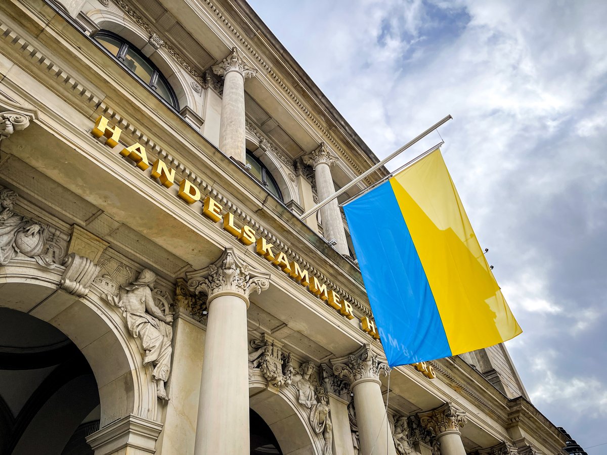 hkhamburg's tweet photo. #solidarityWithUkraine https://t.co/1hyNaDoM7l