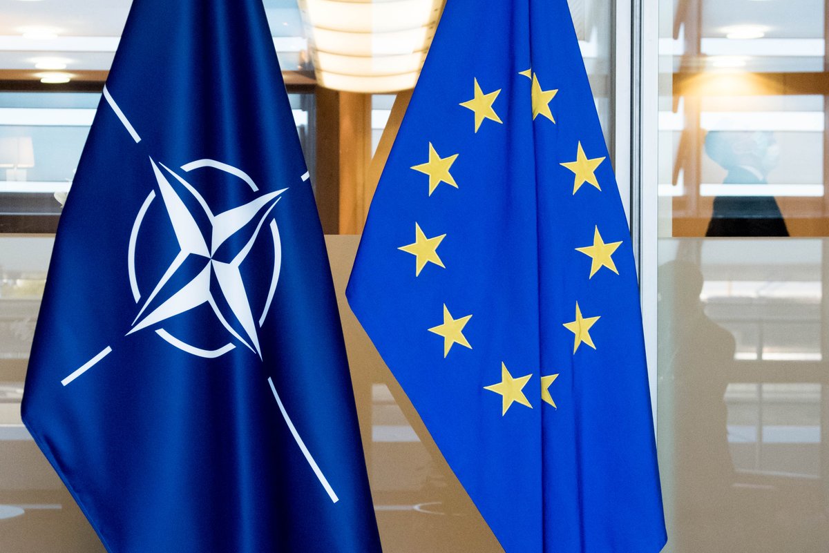 🔴#LIVE oggi alle 14:15 press point congiunto con il Segretario generale della NATO <a href="/jensstoltenberg/">Jens Stoltenberg</a> e la Presidente della <a href="/EU_Commission/">European Commission</a> Ursula <a href="/vonderleyen/">Ursula von der Leyen</a> 

Segui qui 🔗 europa.eu/!kvrm6j