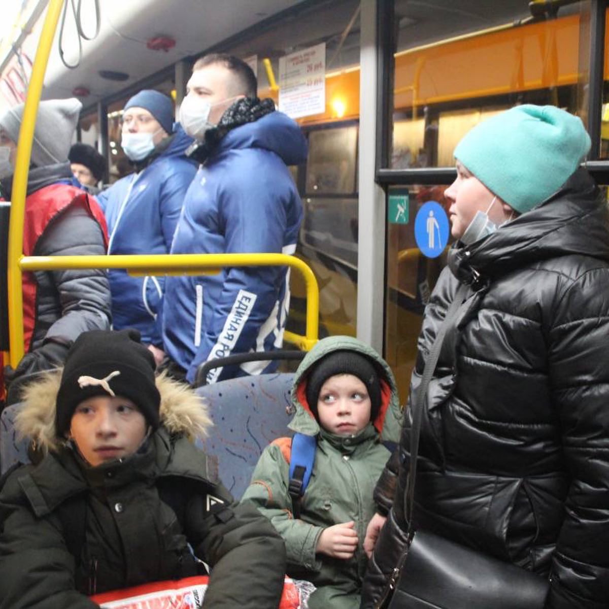 В Саранск прибыли эвакуированные жители Донецкой и Луганской народных республик (фоторепортаж)