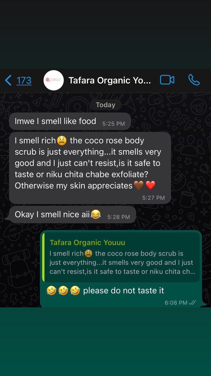organic_youuu's tweet image. Please DO NOT EAT THE SCRUB 🤣
#OrganiyouuuSkincare Coco Rose Rose,
Peep the line-up
💦 #Hydration ✅
🧖🏽‍♀️ #Moistureretention ✅
☄️ #Exfoliation ✅
🚿 Rinse in the shower
@organic_youuu