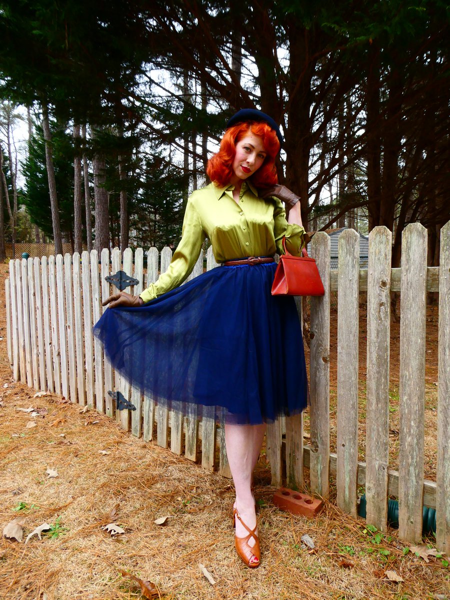 bella_sous's tweet photo. @bellasous Tulle Skirt | 100% Nylon Tulle | 5 sizes &amp; 4 colors | Tulle!✨ 

Link: https://t.co/jC2GOz29FX 
USE THE CODE: APHRODITE10 to get 10% off!🥳

#bellasous #malcomodes #tulleskirtimport #tulleskirtshop #tulleskirtstyling #skirt #skirts #miniskirt #skirtlove https://t.co/waqqzojuty