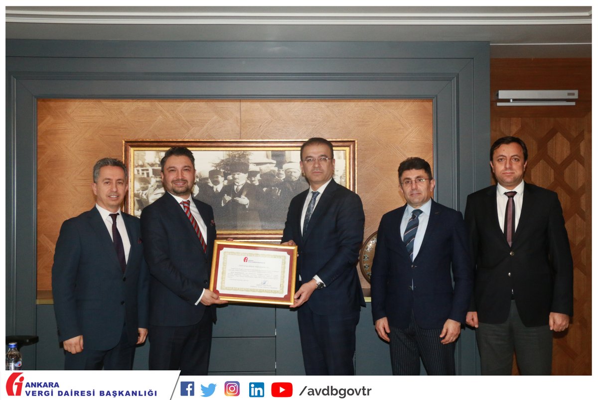 ankaradefterdar's tweet photo. Ankara Vergi Dairesi Başkanı Sayın Yüksel DUMAN, Grup Müdürleri Sayın Hasan AYDINOĞLU ve Sayın ALİ ASLANKAYA ile birlikte ARD Grup Bilişim Teknolojileri AŞ’nin 01.01.2022 tarihinde faaliyete geçen Ankara Kurumlar Vergi Dairesi Müdürlüğünün https://t.co/ff2Ekq7Qap
