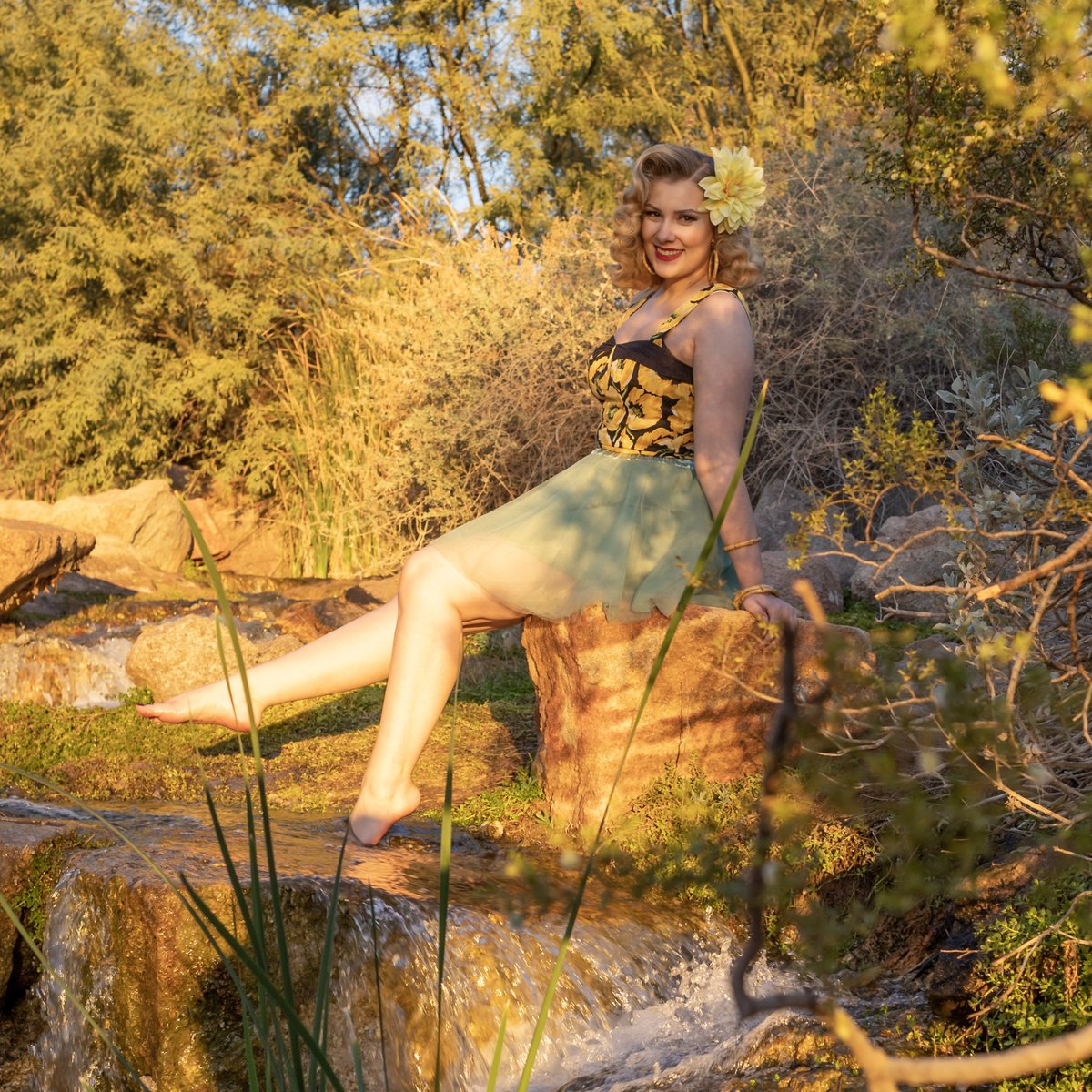 bella_sous's tweet photo. Tulle Skirts for the Vintage &amp; Modern Girl!✨  

Shop from the link in bio &amp; USE THE CODE: APHRODITE10 to get 10% off!🥳

Link: https://t.co/jC2GOzjKxv

#bellasous #malcomodes #tulleskirtimport #tulleskirtshop #tulleskirtstyling #skirt #skirts #miniskirt #skirtlove https://t.co/idF9gDysJY