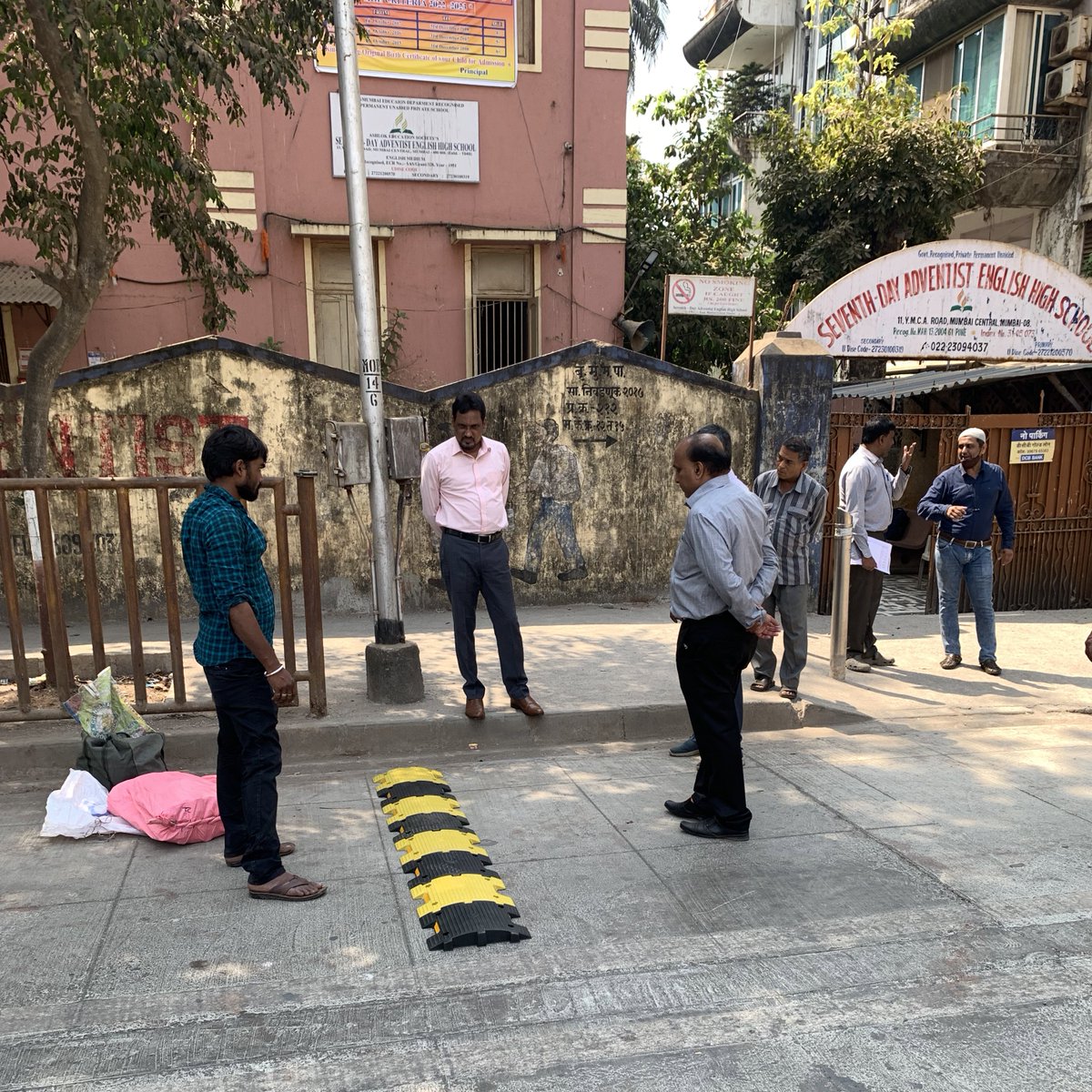 ACI_Mumbai's tweet image. As Requested By Residents Of Agripada Area For #SpeedBreakers Our Area Corporator Mrs #Geeta Ajay #Gawli Has Installed The Speed Breakers For Childrens &amp;amp; Players #Safety Around YMCA GROUND

Thanks &amp;amp; Regards 
Team ACI 
@Aslam_Merchantt