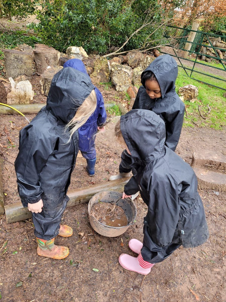 winterfoldhs's tweet photo. The children in Fun Club are enjoying their time in Forest School, making broomsticks and potions after listening to the story, Room on the Broom. #WinterfoldFunClub #WinterfoldForestSchool #SchoolActivities https://t.co/4pcQ9W242Y