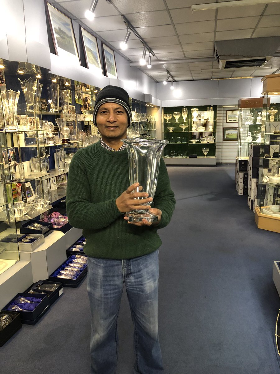 The MILANO TROPHY BOWL &amp; VASE are now back in stock 😃

e-m mark@burridge.co.uk 🏆