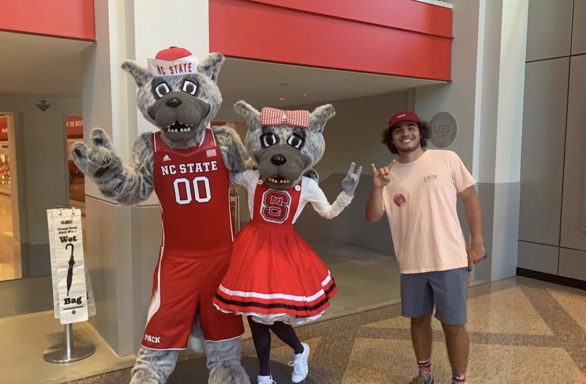 SPOTLIGHT TUTOR!
Introducing Alex: Alex is on the Kellam track team, a big New York Giants fan, and enjoys playing football and chess in his free time. He hopes to go to NC state or Virginia Tech!!
Stop by the peer tutoring center to say hi to Alex and the other peer tutors!!😁