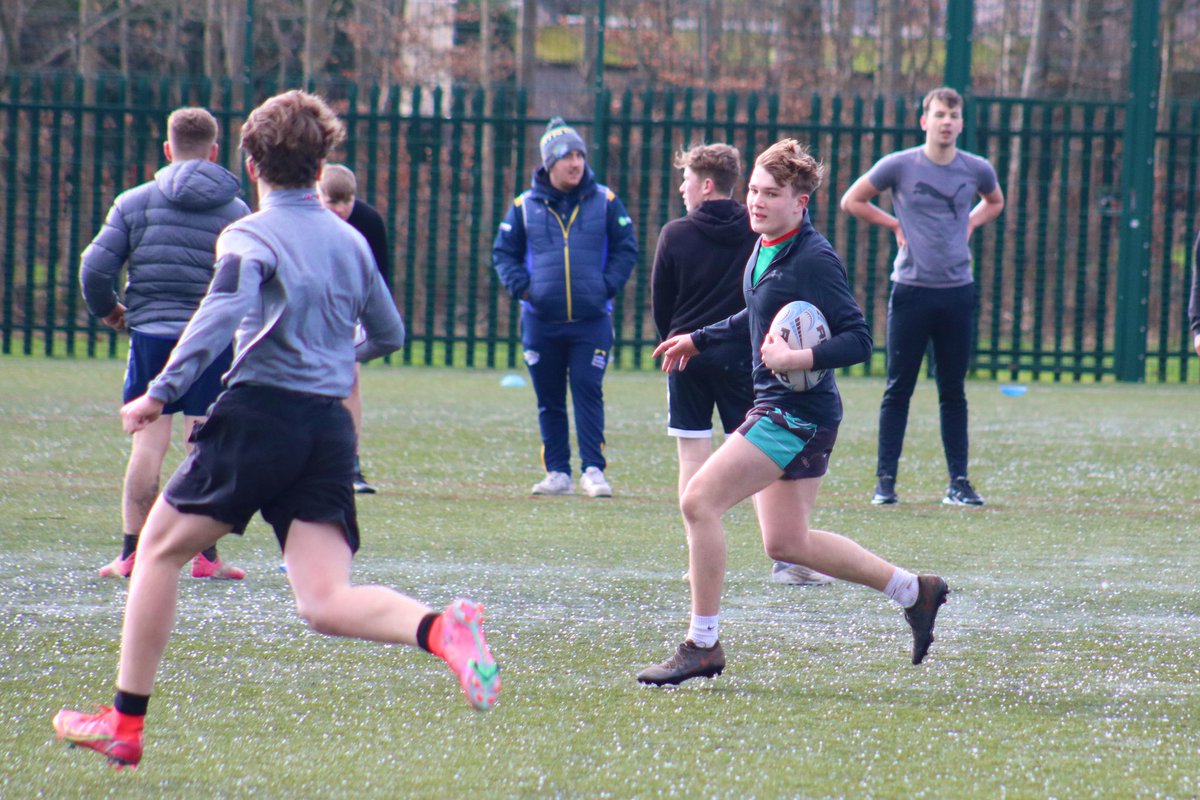 RugbyLeeds's tweet photo. We've had a fantastic day over the Pennines in Oldham delivering our biggest ever Player Development Day. 

This afternoon was a great advert for Oldham Rugby League and all the amateur clubs who were represented!

Thanks to all who attended and @HathershawC for hosting us! 👏🏉 https://t.co/X9usLhJ7Ls