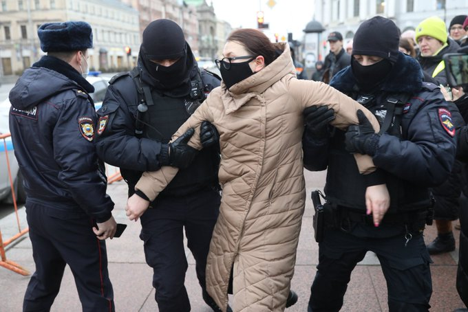 Новости 25.02 2024 г. Протесты в Украине. Протесты в Петербурге. Задержание на митинге в Москве.