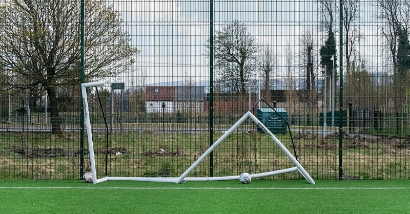 Sport_England's tweet photo. 📢NEW FUNDING ANNOUNCEMENT 

Organisations with storm-damaged facilities can now apply for up to £15,000 from our Storm Relief Fund.

See if you are eligible to apply⬇