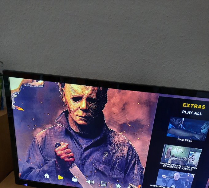 Horror am Nachmittag um auf etwas andere Gedanken zu kommen https://t.co/oUIZZ9QrB9