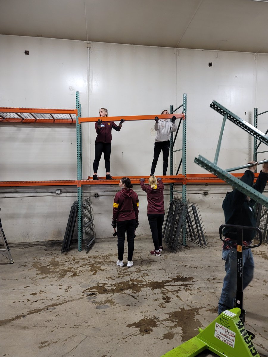 People&PetsTogether tweet media