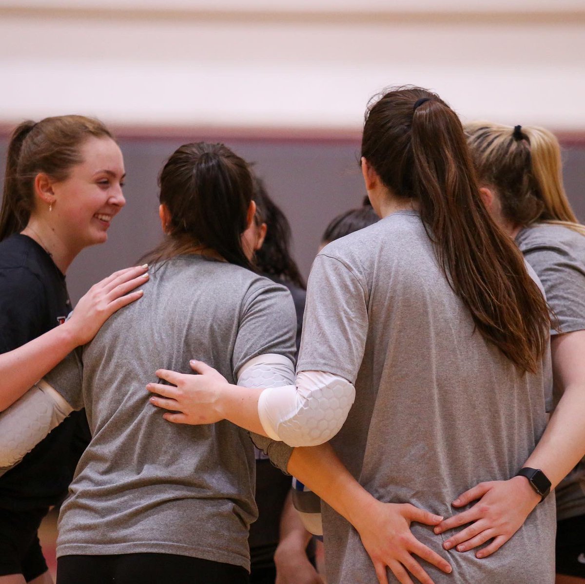 RedbirdVB's tweet photo. just us ❤️
#redbirdVB #BackTheBirds https://t.co/DXL55cdLQ1