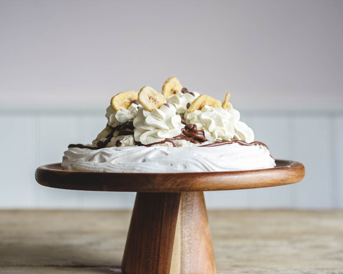 Will you have enough room to tuck into the new sharing pavlova?  

Choose from:
Mixed berry: sliced mixed red fruits, chantilly cream and fresh fruit compote🍓
Chocolate and banana: Sliced banana, chantilly cream and chocolate sauce🍌

Book your table: thepigs.org.uk/food