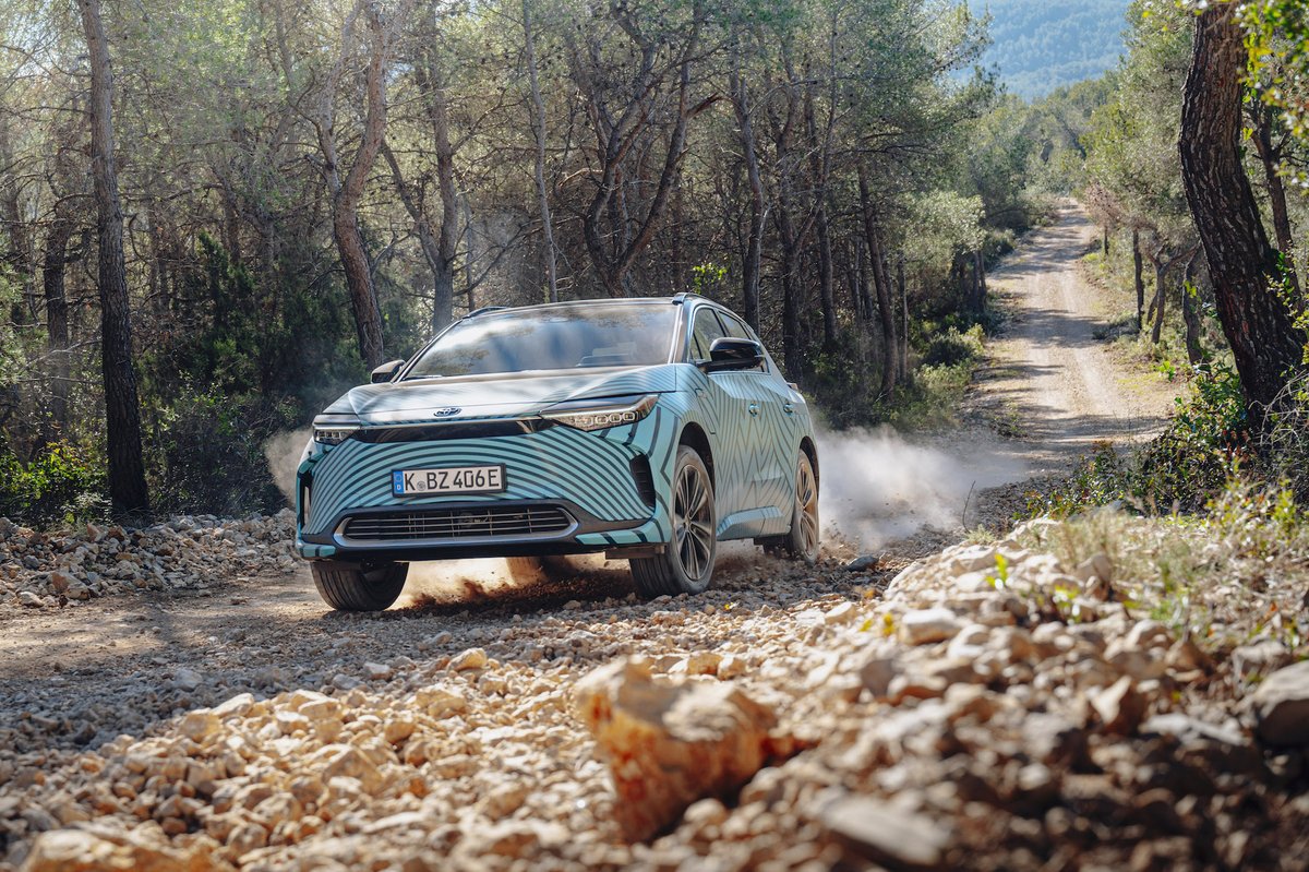 Car Keys tweet media