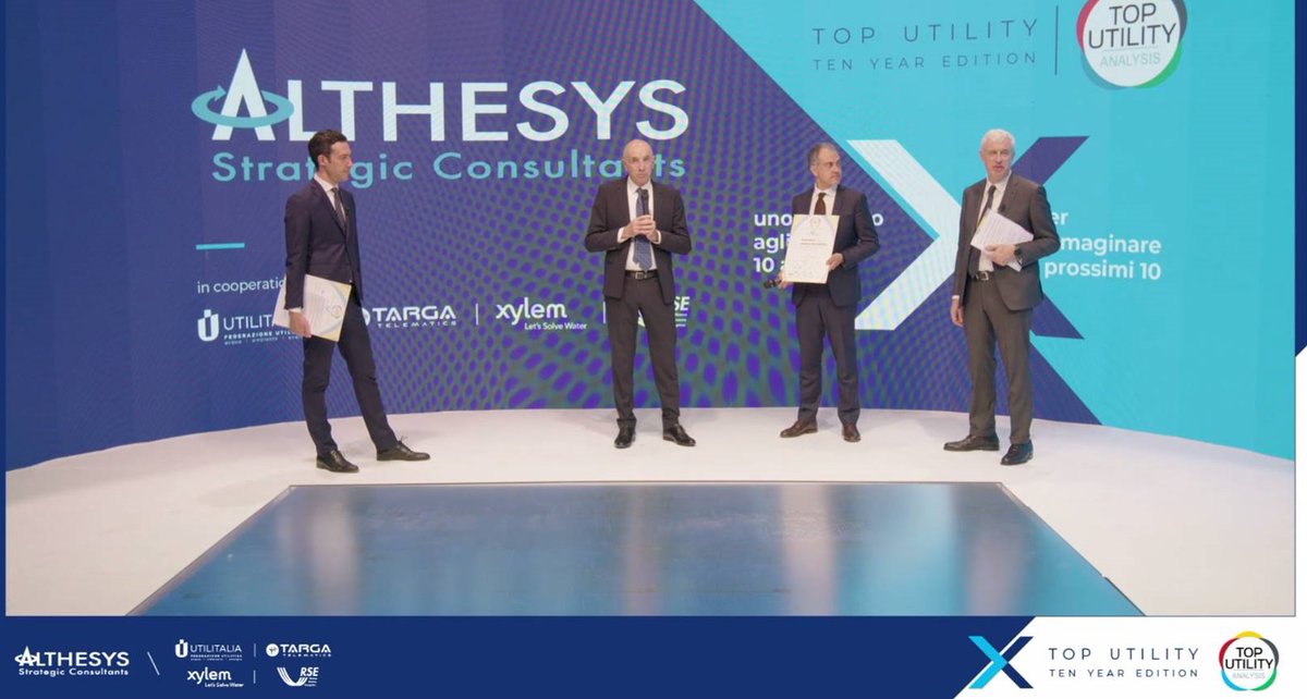 GruppoHera's tweet photo. 🏆 #TopUtility 2022: the multi-utility company Marche Multiservizi, wins the prize in the #sustainability. The @althesys analysis awards resources and waste cycle management, transparency, attention to the #environment https://t.co/60QdVLpIOK