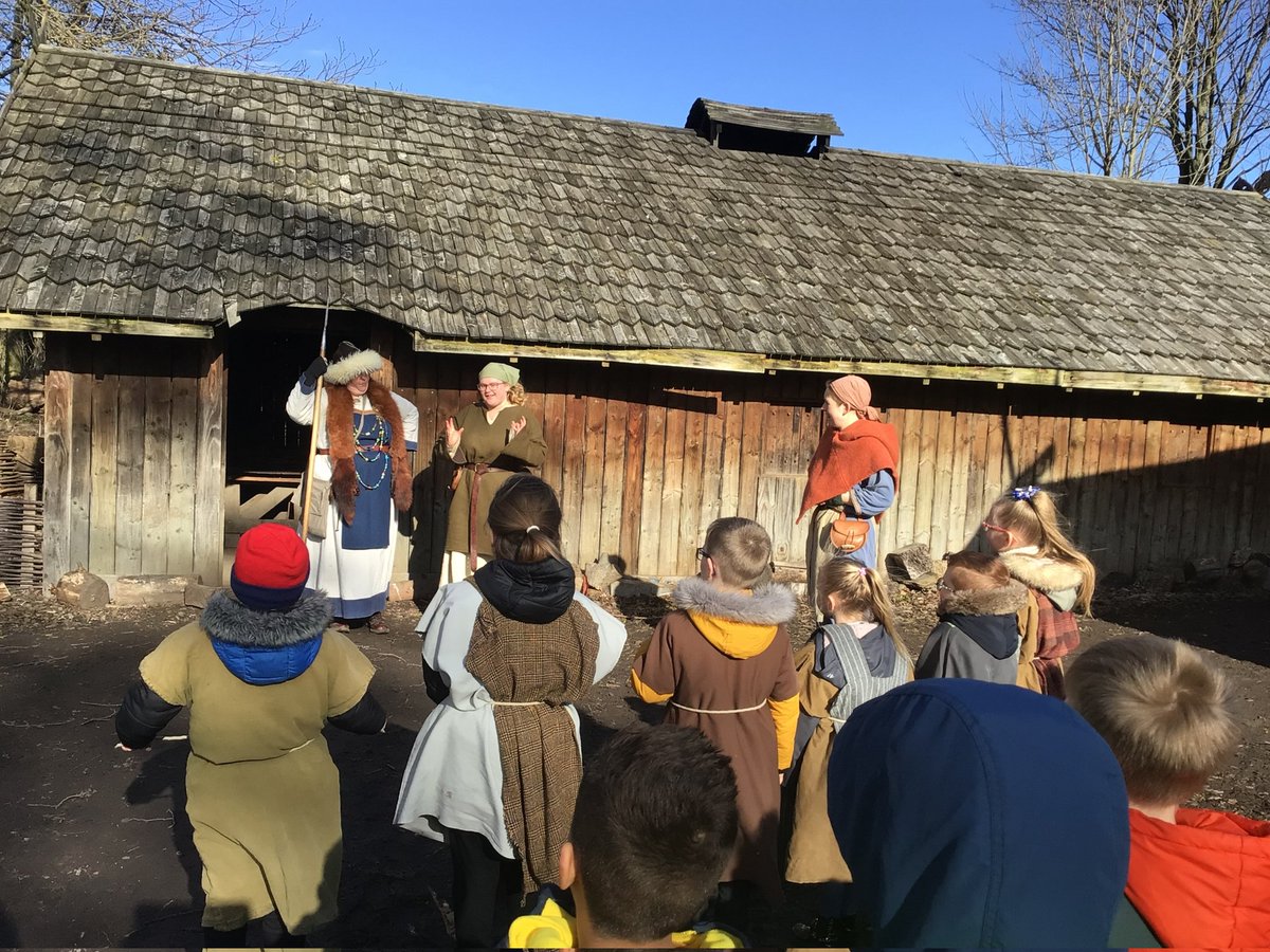DeltaStrand's tweet photo. Murton Park fully immersed our Year 2 children when they visited their historical outdoor classrooms. The children loved the Viking Village and enjoyed learning through roleplay and taking part in the authentic re-enactments. @DeltaStrand #Fun
@MurtonPark #DeltaStrandTopic https://t.co/lYUbHLdgnt