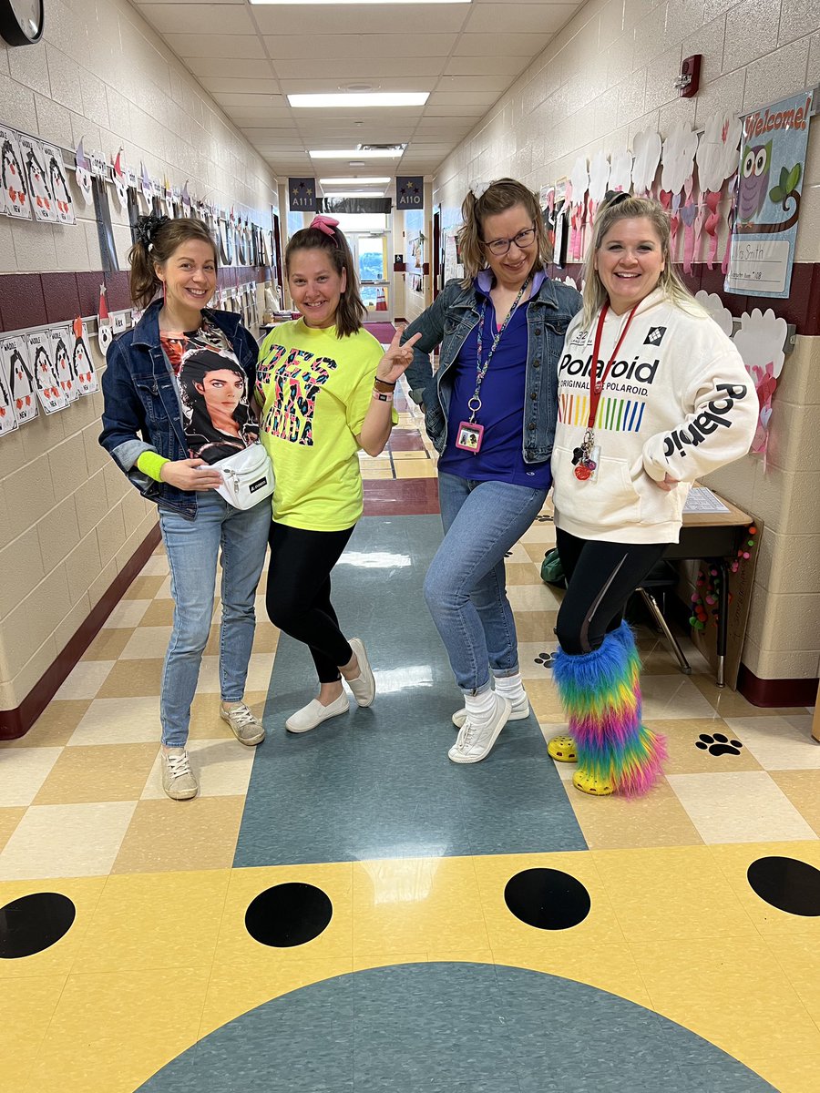 MrsMeganJordan's tweet photo. @rlschools kindergarten teachers for decade day at @LJMelemschool. 80’s baby! https://t.co/mvJA4Fic4Y