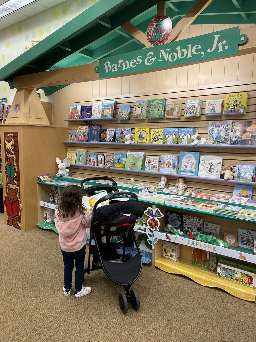 Principal_84Q's tweet photo. 2 years and 2 kids later! My #LittleReaders. #MidWinterRecess #BigSister #FamilyTime #ProudDad #LeadingWithSWAG https://t.co/3Y5lTcbNz2