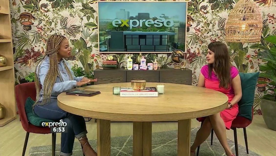 thulja_t's tweet image. Sharing skincare tips on @expressoshow @SABC3 
#puritypromise #skincare #skin #baby #paediatrics #paediatrician #ExpressoShow #sabc
