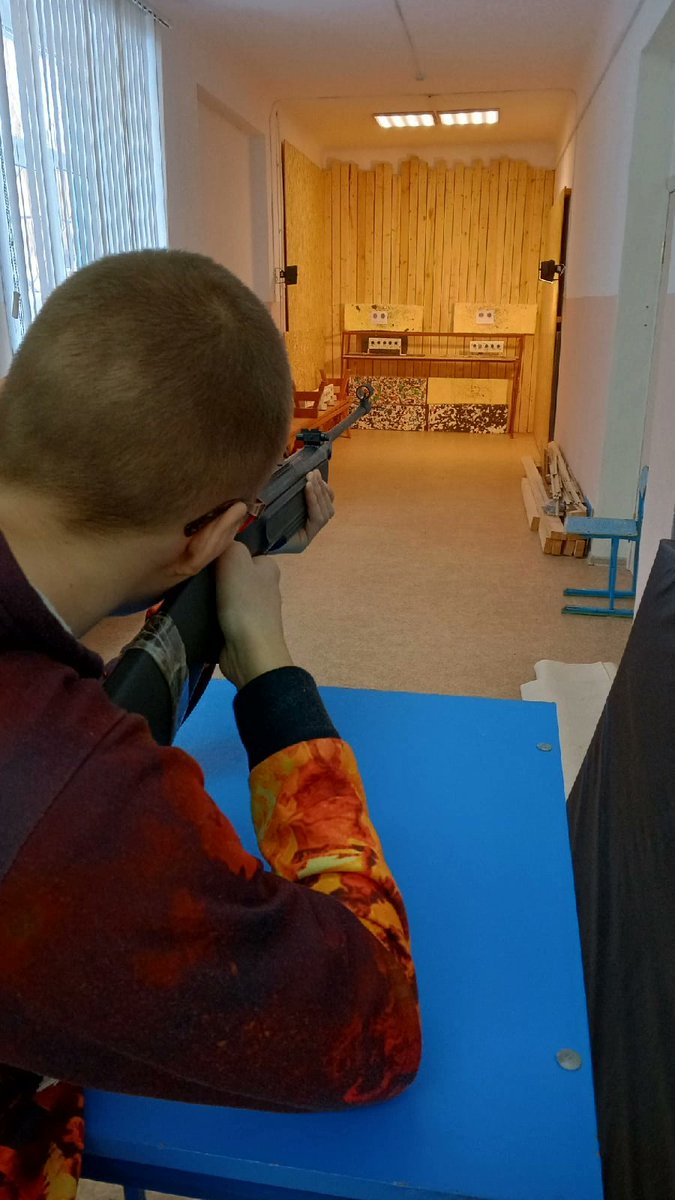 24 февраля на базе ДЮВСШ "Отчизна " прошли ежегодные соревнования по стрельбе "Выстрел". Юнармейцы отряда "Взлет", приняли активное участие в этом мероприятии. <a href="/pu_monso/">Поволжское управление МОиН СО</a> #НацпроектОбразование