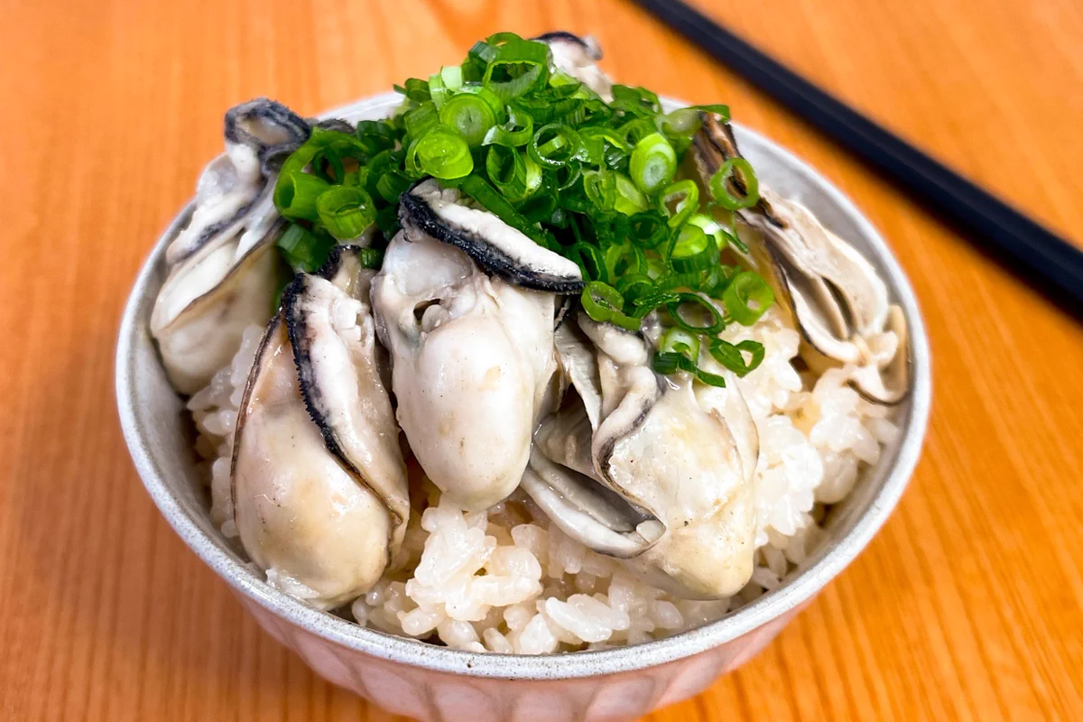 磯の香りと味噌のうま味たっぷり！炊き込み牡蠣ごはん！