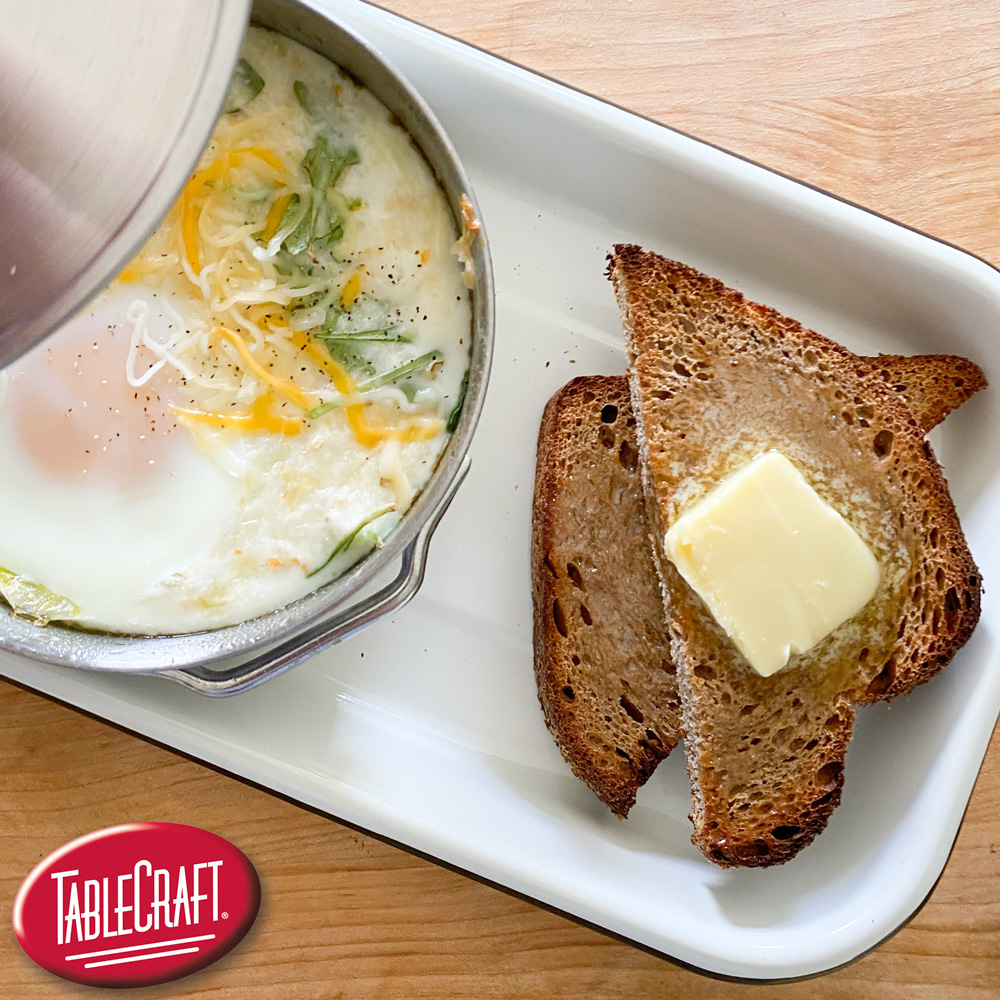tablecraft_fs's tweet image. Celebrating #NationalToastDay with our favorite Enamelware Collection White Eighth Size Sheet Pan (10349), the perfect little serving tray. 🍞 

More about this item: ow.ly/AUjV50I17SN

#EnamelwareCollection
#ServingTray
#Servingware
#Breakfast