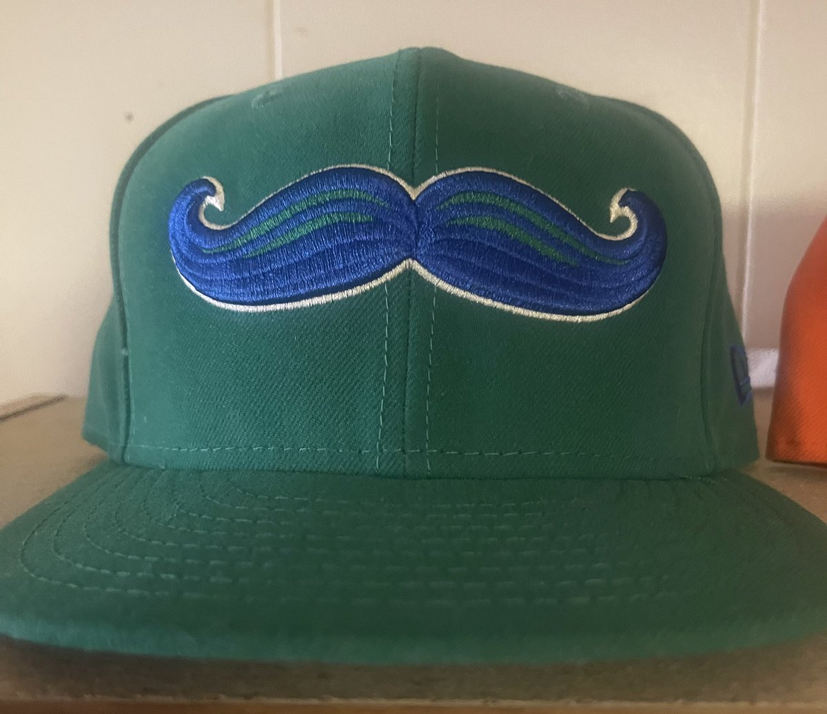 Hatter_up's tweet photo. So Today is National fake mustache day so I will #StacheUp for today’s Hat of the Day @LexingtonLegend #FakeMustaceDay @AtlanticLg @listofdays #seizetheday #HatTwitter #HatoftheDay #FittedHatSociety https://t.co/G2xYwOTP3U